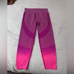 PINK Victoria's Secret ombré leggings